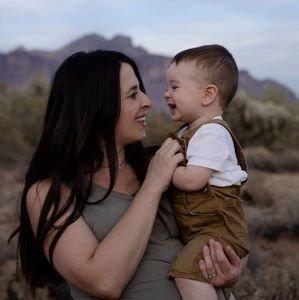 Meet your Posher, Elisa